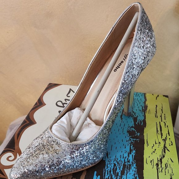 Escarpins à Talons Zigi Soho Argentés à Paillettes Avec Nœuds - Taille US 9.5 - Neufs (stockage)